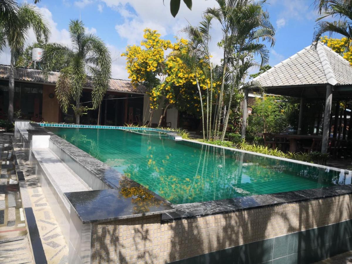 Suanhom Resort Ban Ban San Sai Exterior foto