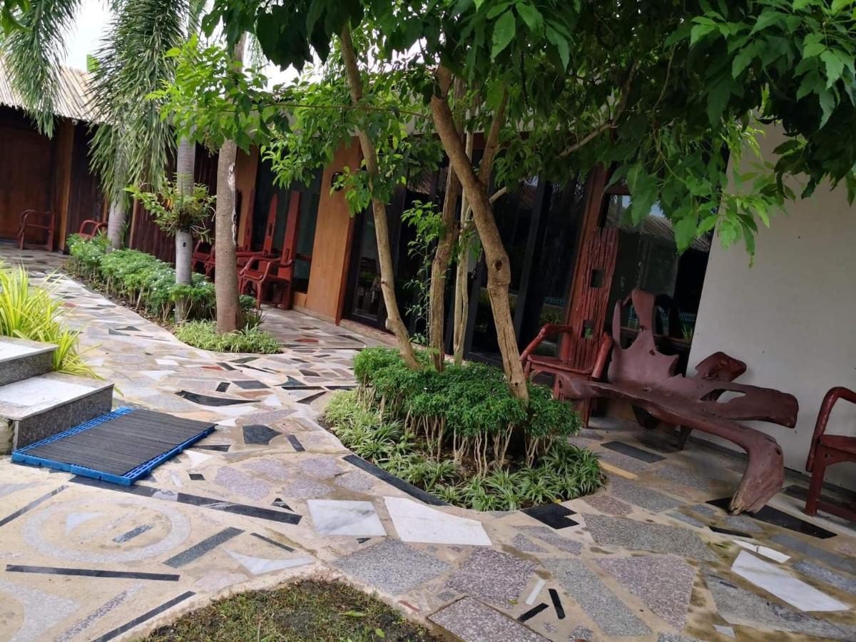 Suanhom Resort Ban Ban San Sai Exterior foto